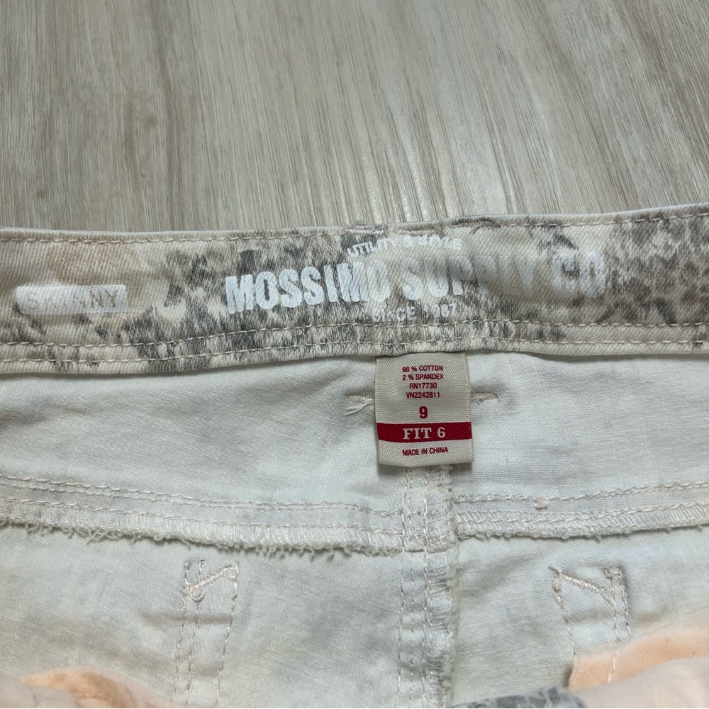 Mossimo Floral Skinny Jeans Fit 6 Womens Size 9. - Picture 4 of 8